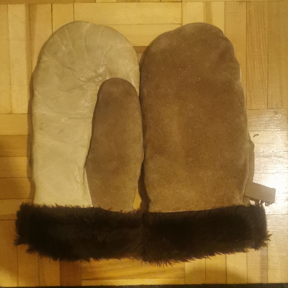 Vintage Rare Gloves/Mitts/Mittens